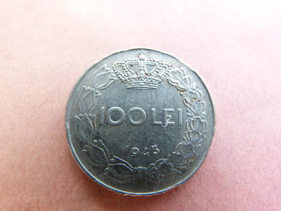 8-9g přeblikává, průměr 2,3cm